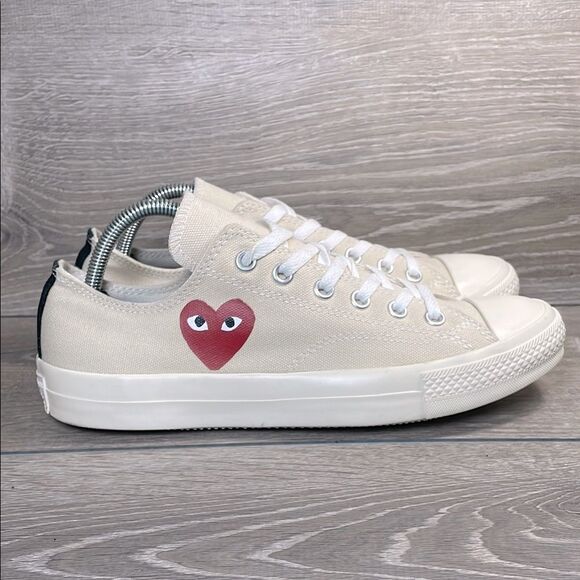 Converse Comme des Garçons Play Women’s Sz 10 Single Heart Chuck Cream Sneakers - Picture 1 of 10